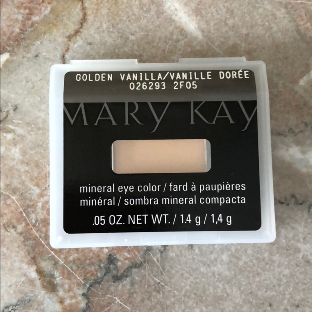 NIB Mary Kay Golden Vanilla Mineral Eye Color Eyeshadow